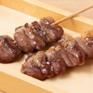 烤雞肉串（單人份）[配醬汁或鹽]