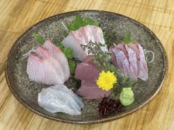 Assortment of 5 Kinds of Sashimi