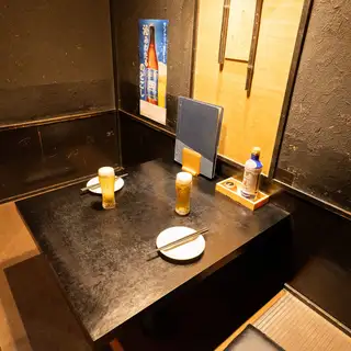 おこもり感たっぷり☆少人数個室も充実!