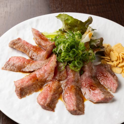 [Handmade from the sauce!] Beef rare tataki 1,200 yen (tax included)