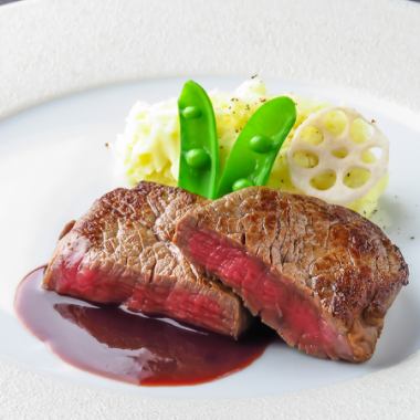 [Special Occasion] 11,000 yen course with 8 dishes including beef fillet steak and 2 other meat dishes