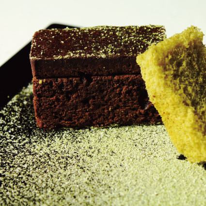 ・デザート・ 胡桃と抹茶のガトーショコラfromKYOTO