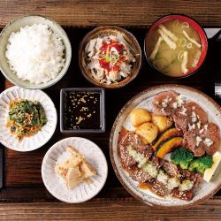 牛タン＆ハラミにぎやか定食