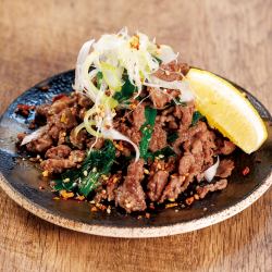 牛タンこま切れ葱炒め