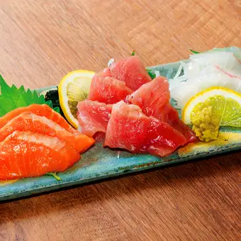Assortment of 3 types of sashimi, including medium fatty tuna