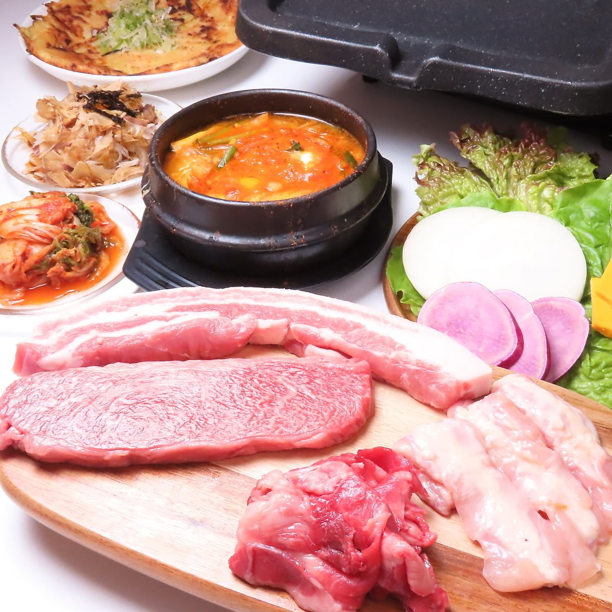焼肉と韓国料理が愉しめる60分飲み放題付きコースもご用意予定