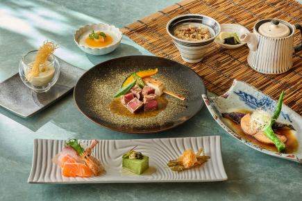 【夏季特惠】12,100日圓～主菜：國產牛裡肌