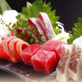 Assortment of 3 types of recommended sashimi (2 servings)