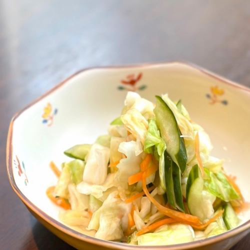 Gyutanya's lightly pickled cabbage