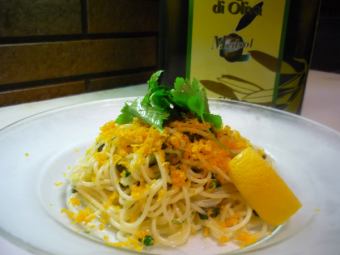Chilled Pasta with Karasumi and Green Onions