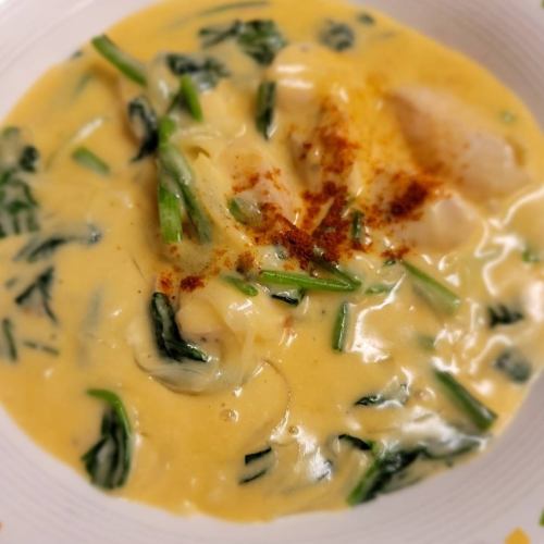 雞胸肉菠菜奶油燉菜