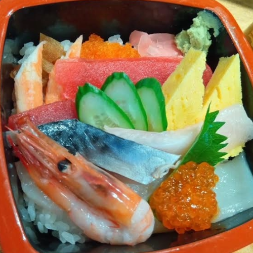 海鮮丼(中)