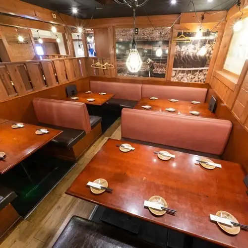 新小岩徒歩3分の居酒屋です!!駅チカですので、お集まりに便利です!飲み会におすすめの飲み放題付きコースを多数ご用意しておりますので、ご予算やシーンに合わせてお選びいただけます!大人数でのご予約もお待ちしております。ご要望などございましたらお気軽にお申しつけください!