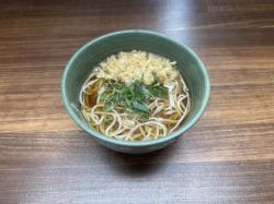 Small set of soba noodles/small set of udon noodles (hot/cold)