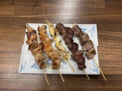 Grilled squid skewers (salt/sauce)