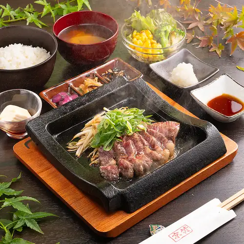 [Our No. 1 Popular Item] Wagyu Beef Kyoto-Style Set Meal (Domestic Beef) 100g
