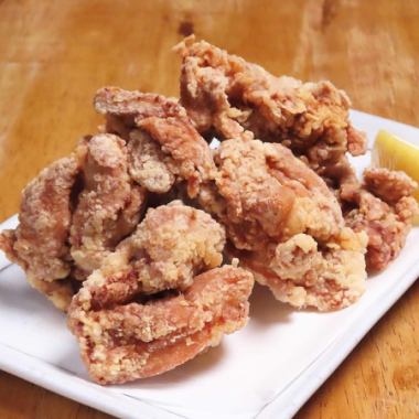 包含3小时畅饮!《当天可预约!女生之夜套餐》包含卷蛋卷、海鲜煎饼等6道菜,仅需3500日元