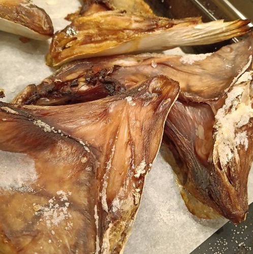 ブリカマ塩焼き