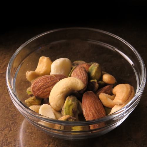 ミックスナッツ