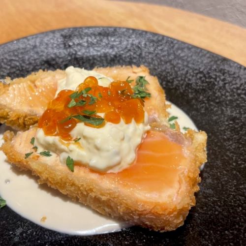 サーモンのレアカツ～イクラのっけ～