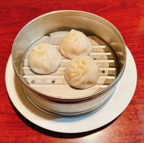 ショーロンポウ