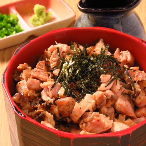 人気の名古屋めし【純系名古屋コーチンひつまぶし】