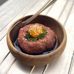 馬とろ生つくね（数量限定）