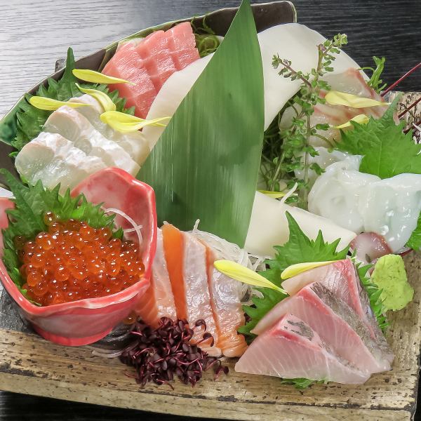 Saizo的推薦“今天推薦的生魚片！”我們每天都使用大量新鮮的生魚片！