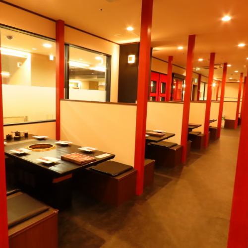 [1 minute walk from Fuchu Station on the Keio Line] The restaurant has a calm and elegant atmosphere, with table seats and sunken kotatsu seats available.Private reservations available for up to 80 people! Please feel free to contact us.