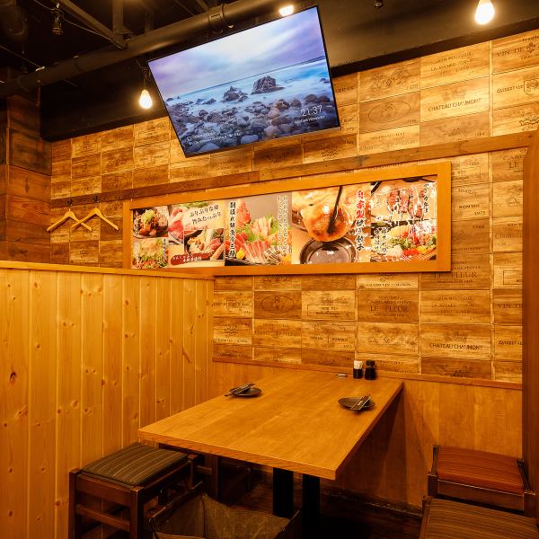 [Medium-sized private room] Supports various scenes such as company drinking parties and social gatherings.