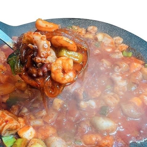 【新メニュー！ナッコプセ】韓国で話題の海鮮鍋『ナッコプセ』のりかけご飯つき！4400円(税込/2名様分料金)