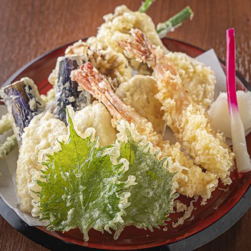 旬を詰め込んだ魚料理と天ぷら盛りの魅力を堪能