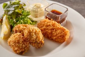Fried oysters from Hiroshima Prefecture and crab cream croquette