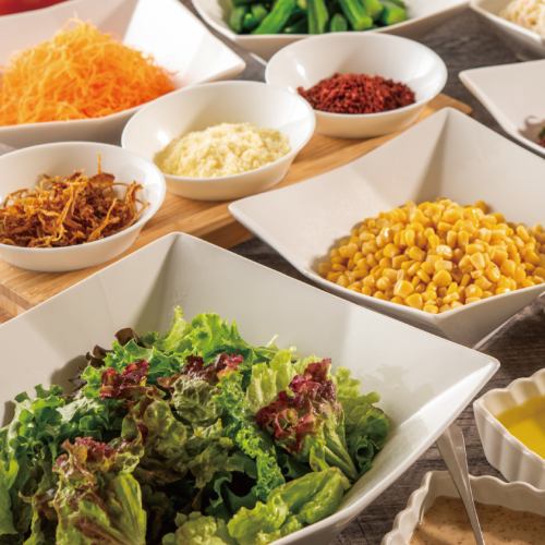 サラダ＆デザート＆ドリンクビュッフェ付きランチ