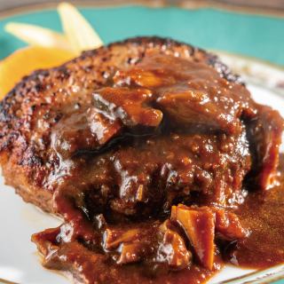 黒毛和牛入りハンバーグ 茸のデミグラスソース