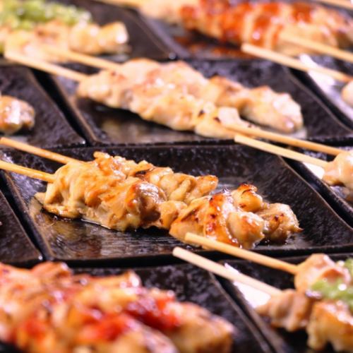 25 kinds of yakitori & all-you-can-eat fried chicken is limited to 3 groups a day for 2000 yen!