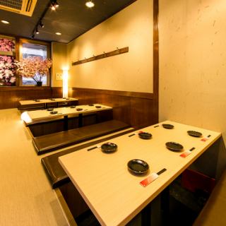 Please use the tatami seating, which is recommended for groups, for parties at your workplace.It can be used for various banquets.