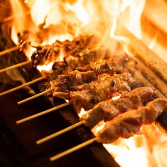【2時間食べ放題＆飲み放題】人気メニューが食べ放題！2時間飲み放題付き全8品『満腹コース』