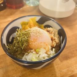 海鮮まかない丼