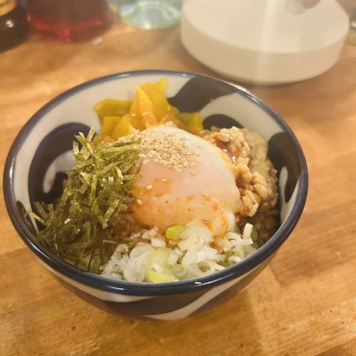 海鮮まかない丼