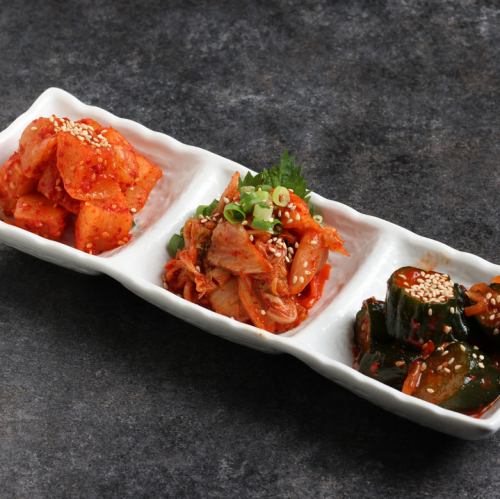 キムチ盛合わせ