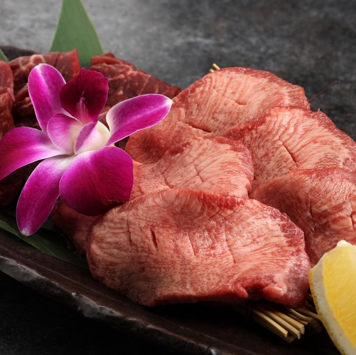 朝6時まで営業！本格炭火焼肉でご宴会・飲み会を！