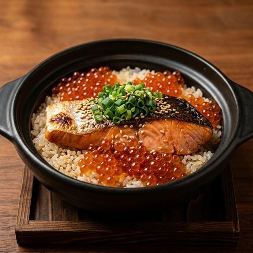 鮭といくらの土鍋ご飯