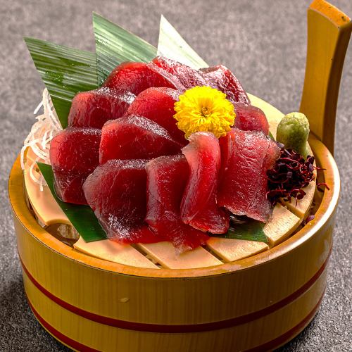 マグロの桶盛り