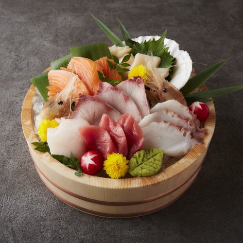 豪華！鮮魚の桶盛り