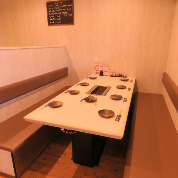 We have a spacious seat that can be used for up to 8 people ♪ You can enjoy your meal in a spacious space! Feel free to use it for a wide range of people such as banquets, drinking parties and families Please come!