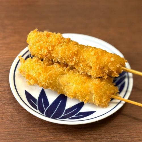 All of the flavors of Katsu's specialty kushikatsu are recommended, including sauce, miso, and dipping sauce!