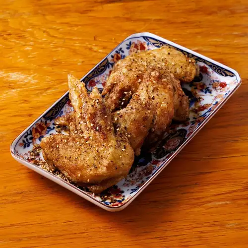 Chicken wings with secret sauce (5 pieces)