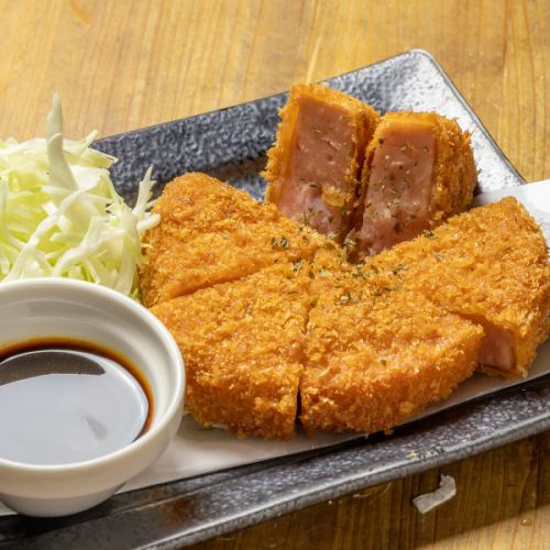 厚切りハムカツ