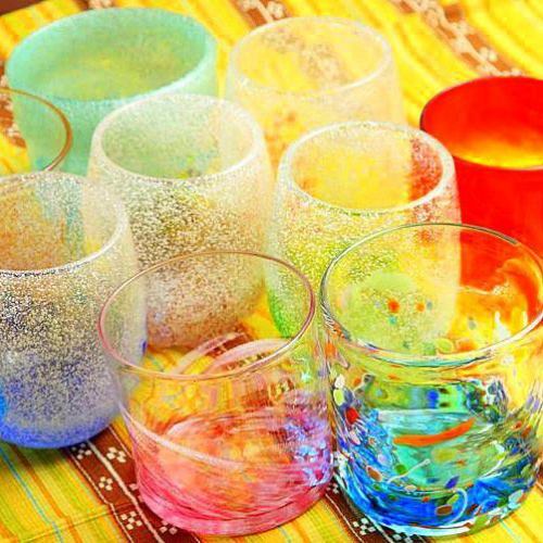 Colorful glass makes Okinawa feel ♪